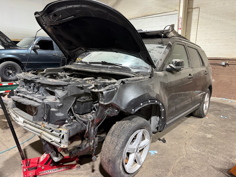 2018 Ford Explorer XLT AWD 